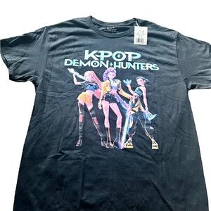 Netflix KPOP Demon Hunters Graphic T-Shirt — Black (Medium) NWT